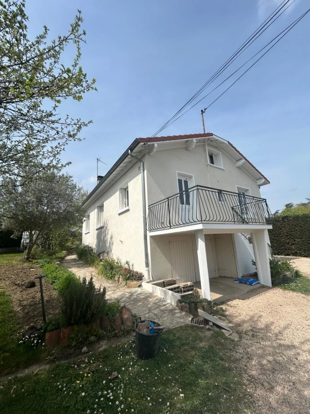 photo-ravalement-facade-fleurieux-sur-l-arbresle-apres